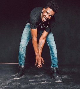 Desiigner’s Viral Hit “Panda” Scores Top Spot On The Charts!
