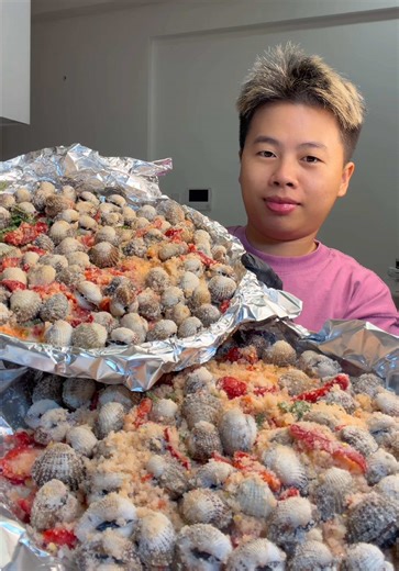 Nắng dữ quá, phơi sò huyết mà nó muốn khô luôn á #spicykim #mukbang #mcv