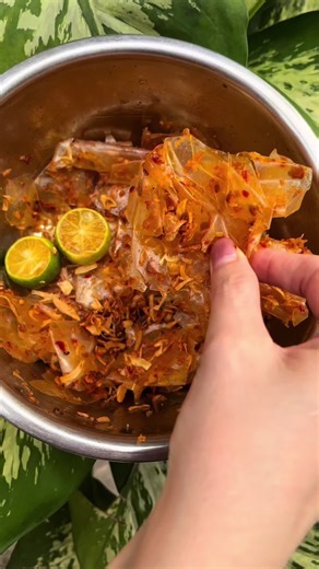 Tính đồ mê bánh tráng nhất là muốn quay về hương vị của tuổi thơ thì xem clip này của shop em nhé …#banhtrangthuyvan ###ancungtiktok #banhtrangtayninh #banhtrangphoisuong