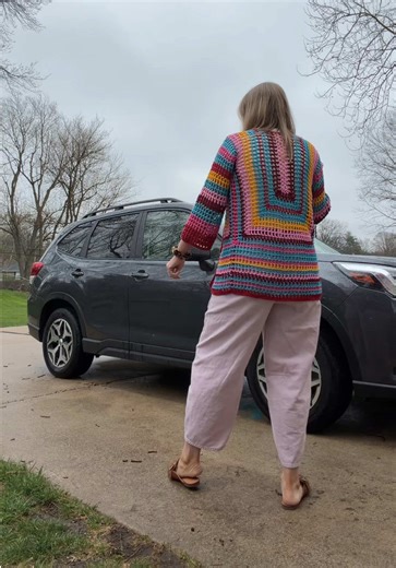 I know yall have seen these clothes before but I’d be fibbing if I didn’t say 50% of the reason I still do these outfit videos is to see the back of my hair 🤣 (she barely passed this morning woof…) #ootd
