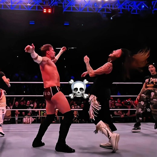 Dom Take Me Back Mami 🥵|| Cm Punk beat Dom Mami Play Refree Role 🔥|| #wwe #edit #short