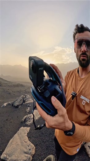 GoPro Bike on Instagram: "Tech tip Tuesday with @kilianbron . The ultimate setup for all his videos with his @gopro Max 360 cam on his head and chest. ☑️ 5.6k25 ☑️ 360 mode ☑️ ISO min 100 ISO Max 800 ☑️ GoPro Color ☑️ Ev Comp -0.5 ☑️ Bitrate High #gopro #gopromax #360views #gopromax"