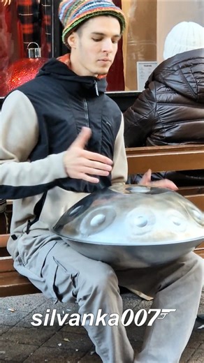 Strange Sound of a HANDPAN 🎵 UFO music street performance #music #handpan #playmusic #exotic #omg