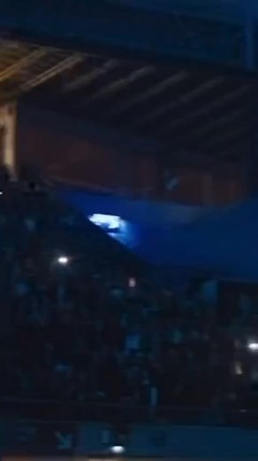 5.3K views · 175 reactions | #tbt @akabadgyal cantando BLIN BLIN + SLIM THICK en el 24 KARATS TOUR de VALENCIA #badgyal #lajoia #24karatstour #tour #explore #fakebody | Akabadzorra | Facebook