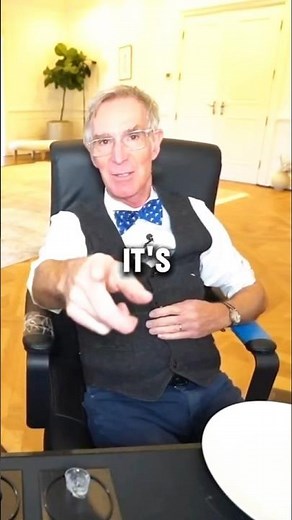 Bill Nye The Science Guy Shows Kai Cenat A Science Experiment!