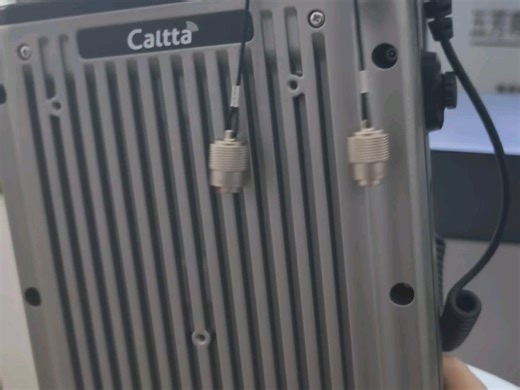 中兴高达背负式中转台PR680的9个特点特点PR680背负式数字常规转信台，能够实现全天候复杂场景下的窄带常规中转网络的快捷搭建