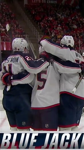Denton Mateychuk Lights the Lamp