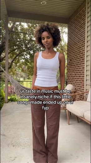 Sienna Rose on Instagram: "if u watch this 2x u would hypothetically be the reason my little song goes viral🥹"