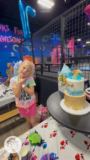 Cystic Fibrosis Warrior Kayli is 7! She requested a golden dolphin cake and was so excited to find out that the waves were made of "lollipops!" Thank you to her AMAZING #SugarAngel Jenalyn from Jena Cakes! | Icing Smiles, Inc.