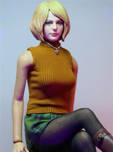Ashley Graham Figure from Resident Evil 4 Revealed