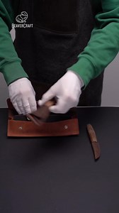 Let’s do some spoon carving with this amazing BeaverCraft S01X Spoon Carving Tool Set! Take your chance to discover the luxury quality and aesthetics of this terrific wood carving set for spoon, bowl, and kuksa carving projects ✨ 🌿 https://amzn.to/3KjOAow This wood carving kit consists of a top-grade whittling knife, a hook knife, safety tape, a leather strop, and a polishing compound. Everything is packed in a beautiful, stylish, and practical roll-up bag made of genuine leather for easy stori