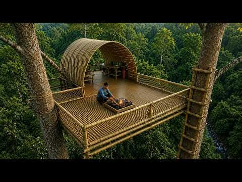 Building a High Tree Shelter with a Rope Ladder and Campfire to Avoid Ground Predators