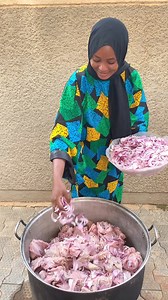 130K views · 5.7K reactions | EAT GOOD FOOD PROJECT OFFICIAL KICKSTART AFTER A LONG BREAK  Alhamdulillah! I travelled home to my hometown Zaria and decides to cook for my community .This was on Arafat day , a day to Sallah and we fed more than 100 as usual Alhamdulillah. We got a donor that sent N400,000 to feed kids and we will be working on that next week . To donate to this course Pay into Union Bank Ibrahim Hadiza Ango0152296161Thank you ☺️ | Chef Amors | Facebook