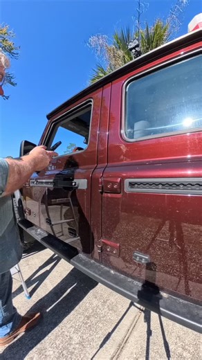 Impressed with the quality of these hinge steps from @buzz_overland 😃. Easy install and even as heavy as I am they don’t budge! Gonna be great for accessing that high up gear because I am a bit height impaired 🤣🤣 | Michael Britton Moon