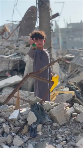 When you donate monetarily to provide water you are helping families receive it for free, allowing them not to walk long distances to find it, not come back empty handed, and to have enough to drink, cook with, clean, and bathe. https://chuffed.org/project/help-us-deliver-vital-aid-to-gaza-families-in-need. Translating Falasteen (@translatingpal) x The Sameer Project supplied 220,000 liters on November 23 and 24… Other ways to donate include: http://paypal.me/mahertali (Paypal option, please mak