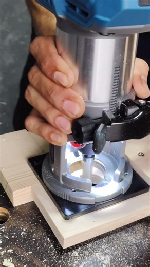 brilliant way to make precise groove cuts