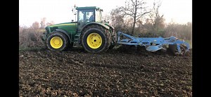 114K views · 1K reactions | Oggi proviamo a lavorare il terreno per seminare il Triticale. E' tardi e il terreno è molto bagnato, quindi dobbiamo trovare la formula giusta.#Agricolturainnovativa. | Agricoltura Innovativa | Facebook