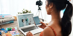 How to make a GIF from a YouTube video and post it online