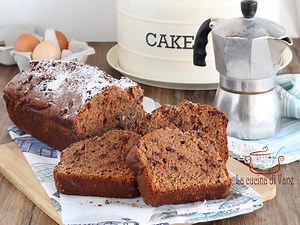 Plumcake allo yogurt e cioccolato ricetta per farlo soffice e buono