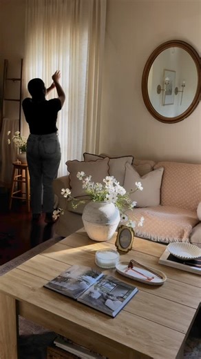 Jennifer Franco on Instagram: "In love with my new curtains from @homerilla_official 😍 The right curtains, made to perfectly fit your windows, truly make a big difference in any space! Use my discount code for a 21% off your order: Fran21 Here are the details of mine ↙️ 🖤 Curtain rings: Black 📏 Single panel width: 60 inches 📐 Single panel length (height): 103 inches 🧵 Machining rod pocket (3x18 inches): Yes! 🪄 Free memory shaping: Yes! #HomeDecor #CurtainGoals #WindowTreatment #NeutralHome