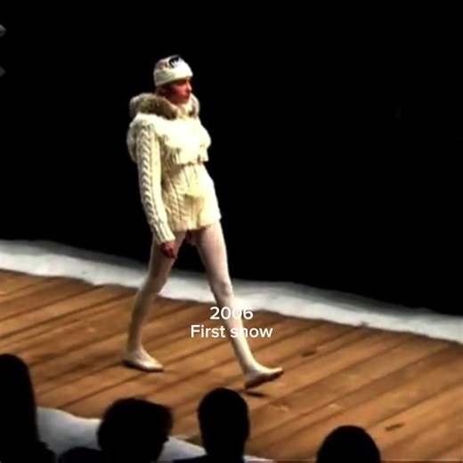 firts show fw2006 and last show ss 2011 for d&g #snejanaonopka #fashionindustry #flop #slavicdoll #fpy #.Dolce&Gabbana #.floptok #.flop #.firstshow #.lastshow #.2006 #.2011 #.springsummer #.fallwinter #.d&g #.dg