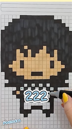 Can you draw Player 222? 😱✏️ (The Squid Game) - PIXELATED
