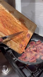 120K views · 817 reactions | Attention hunters: STOP LEAVING DEER KIDNEYS in the woods. this is one of NATURES GREATEST SUPERFOODS. High in protein, vitamins, minerals, and anti inflammatory properties. Try this recipe! If you can do it; it’s better for you raw  #dinner #deer #food # #good #Recipe #satisfying | Bowmar Bowhunting | Facebook