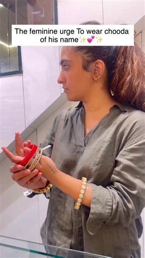 Babu Churi Wala GK- Since 1823 on Instagram: "The feminine urge to wear a chooda with his name because love isn’t just felt, it’s adorned 📞 Call/WhatsApp: +91 98916 22333 📍 M Block Market, Greater Kailash 1, Delhi 🌏 Worldwide shipping available #ChoodaLove #BridalChooda #WeddingTradition #IndianBride #ShaadiVibes #BrideToBe #ChoodaCeremony #WeddingJewellery #DesiBride #indianwedding"