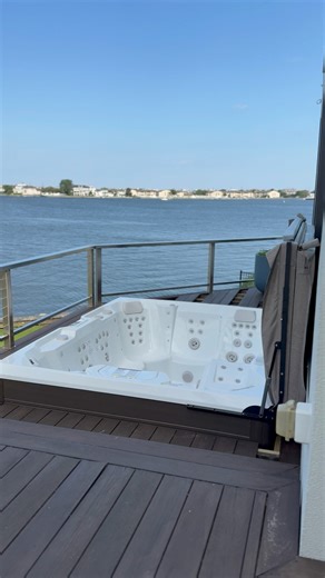 Imagine coming home to this view… 🌊☀️ We delivered and installed this Hot Spring Prism Spa on a deck overlooking the ocean, creating the ultimate relaxation spot. This is more than a hot tub — it’s a lifestyle upgrade. Perfect for stress relief, recovery, and enjoying unforgettable sunsets. 📩 Message us if you’re ready to transform your backyard. | HealthMate Hot Tubs