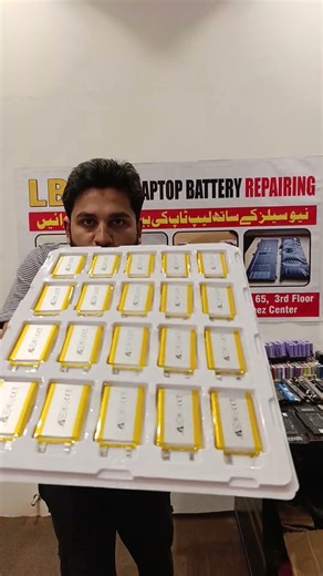 Fix Dead Laptop Battery Easily #LaptopBatteryRepair#BatteryFix #TechShorts #DiyRepair #LaptopService