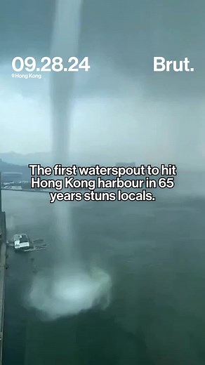 This marks the first appearance of a large waterspout in Victoria Harbour in 65 years. #waterspout #victoriaharbour