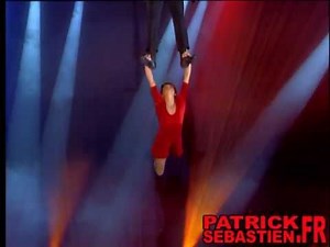 Incredible Trapeze Performance by Duo Artemiev