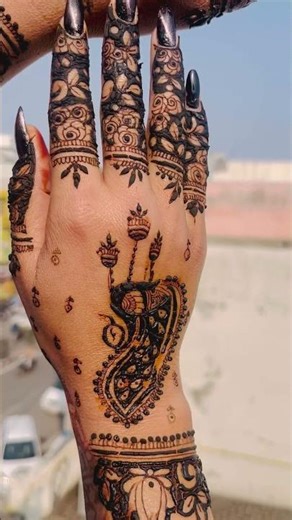 Peacock Mehndi Design #mehndi #mehndidesign #peacockmehndi #mehandidesign #heena #heenadesign