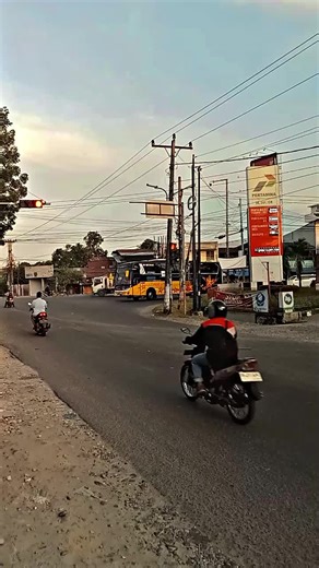 Pesona Bus Sempati Star SLEEPER. #bis #bismania #fypシ゚ #Viral #nostagia #comunity #comunityday #mania #ptbintangsempatistar💫 #mercedesbenz #trans #indonesia🇮🇩 #