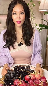 528K views · 6.6K reactions | How to Eat Grapes, Formal Dining You may also use a knife to slice open, still the key is to remove the seeds from mouth to plate as gracefully as possible✨ | Vindy Lee | Facebook