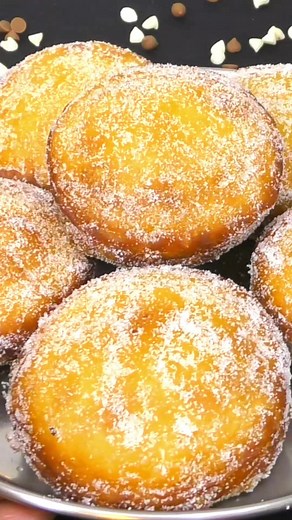 Super yummy Chocolate donuts🥰🥰😍 #cookwithparul #chocolate #donuts #facebookreels | Cook With Parul