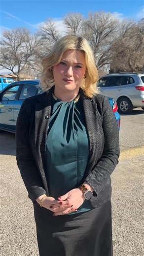 ABC-7's Olivia Vara here, from the Arlington Park water distribution site in Northeast El Paso! Many residents who have water service at their homes, and those who are still without it, are stocking up on essential supplies. Stay with ABC-7 for ongoing updates in our upcoming newscast 💧 | KVIA ABC-7