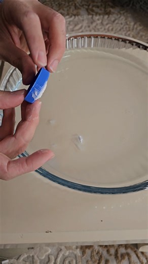 Physics Experiment🤔 (Toothpaste + Plastic Piece)