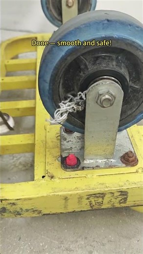 Portable magnetic induction heating tool designed specifically for mechanical repair personnel