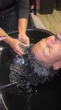 Watch me do a retwist ! Like, follow, share! #retwistlocs #toledostylists #locstylist