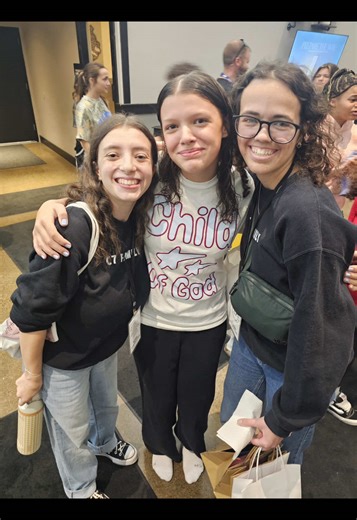 Fiona and Samaya balling in the back