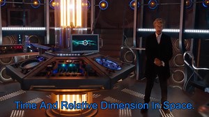 The Doctor shows Bill the TARDIS for the first time... ✨ Watch the first episode of Doctor Who Series 10 now on BBC iPlayer: bbc.in/2p9JNNo. | BBC One