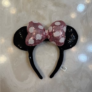 Light Up Minnie Mouse Ears Black and Pink Sequin Headband