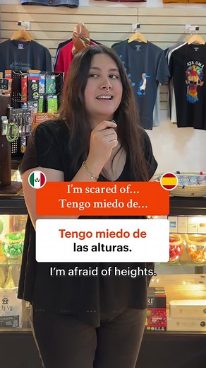 Learn how to express fear in Spanish with 'tengo miedo de...' 🫣 #LearnSpanish #ScaredinSpanish #SpeakSpanish #StreetInterviews #TengoMiedoDe