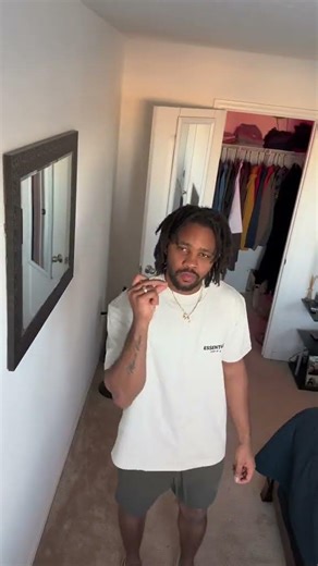 Probably need to do these transitions more often #transition... #Shorts #darrielstewart