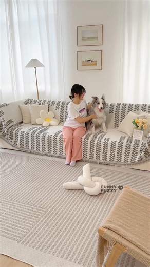 Upgrade your space with modern flair! ☘️ Our Leaf Stripe Chenille Fabric Fringe Decoration Couch Cover is designed to protect and beautify your furniture with its elegant style. | FUNNYFUZZY