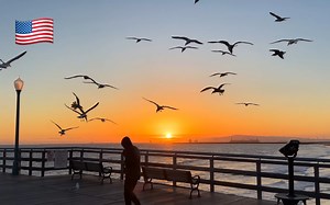 【4K超清】2月日落漫步游美国加利福尼亚州 海豹滩(Seal Beach) 从大街到码头 拍摄日期：2024.2