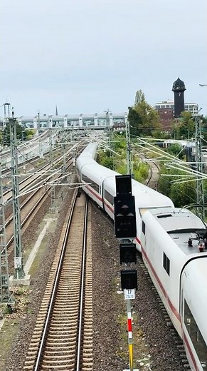 ICE High-Speed Train Curve 🚄 Berlin, Germany [4K] | Deutsche Bahn #railway #trainspotting