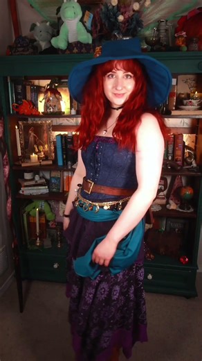 What I wanted to wear to the ren faire this past weekend… #renfaire #renaissancefaire #fantasycore