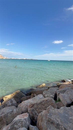 🌴🌊 Alicante Promenade and Beach 🏖️☀️🇪🇸 #Alicante #CostaBlanca #SpainTravel #Holidays #Spain